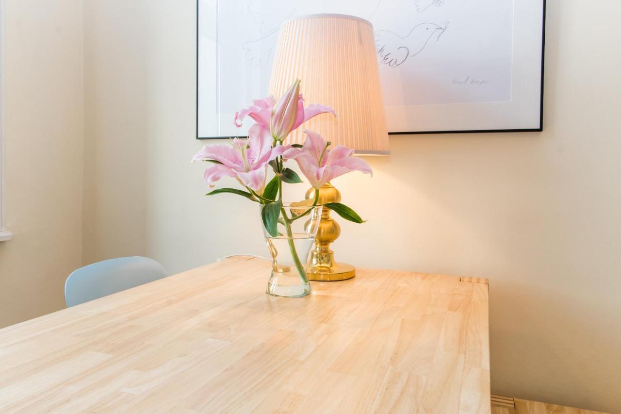 Beautiful Viennese Apartment Екстер'єр фото